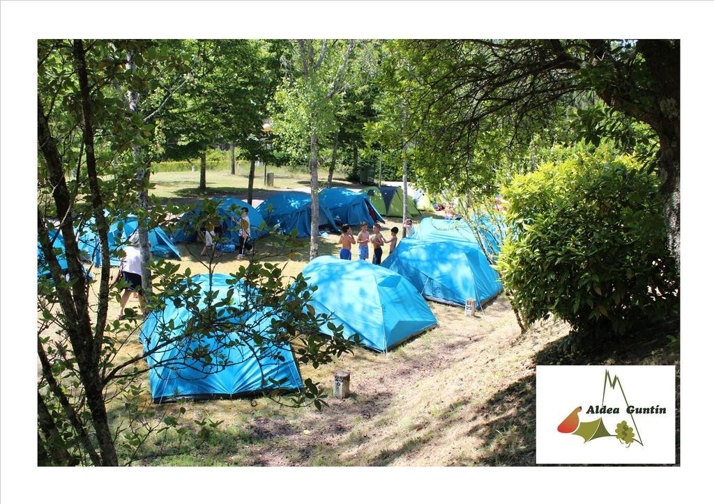 Aldea Guntin Camping Caniza Hotell La Caniza Exteriör bild