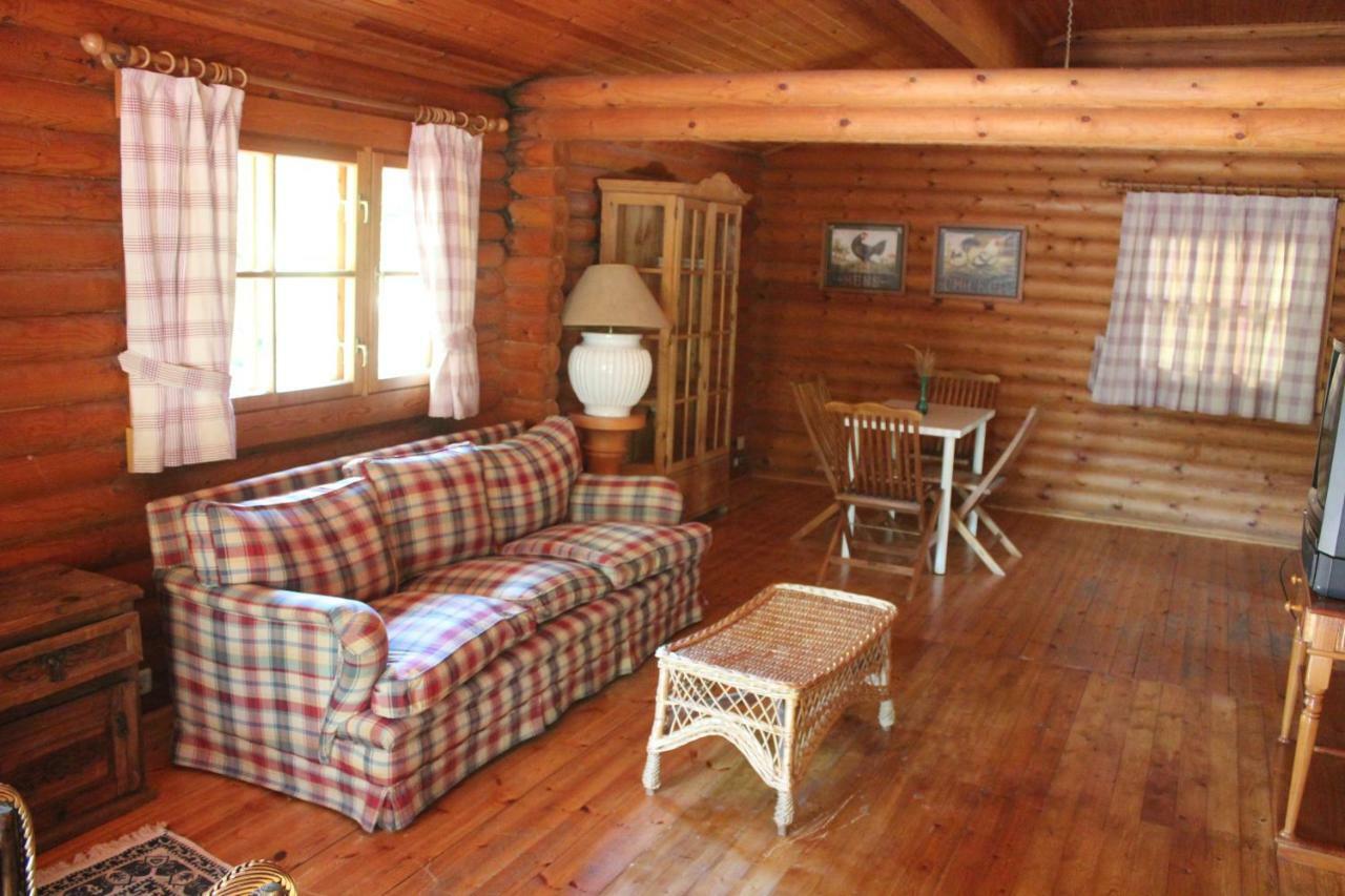 Aldea Guntin Camping Caniza Hotell La Caniza Exteriör bild