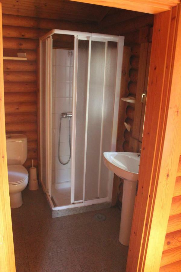 Aldea Guntin Camping Caniza Hotell La Caniza Exteriör bild